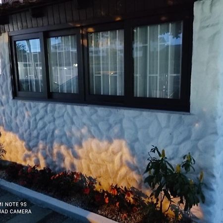 Apartamento Inteiro Dois Quartos Melhor Localizacao Pes Na Areia Florianopolis Exterior photo